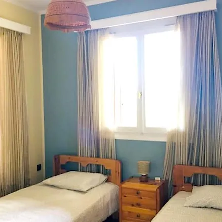 Charming In Dilesi With Private Garden 60 M²