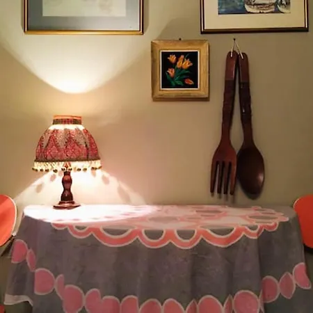 Charming In Dilesi With Private Garden 60 M² Dhilesi